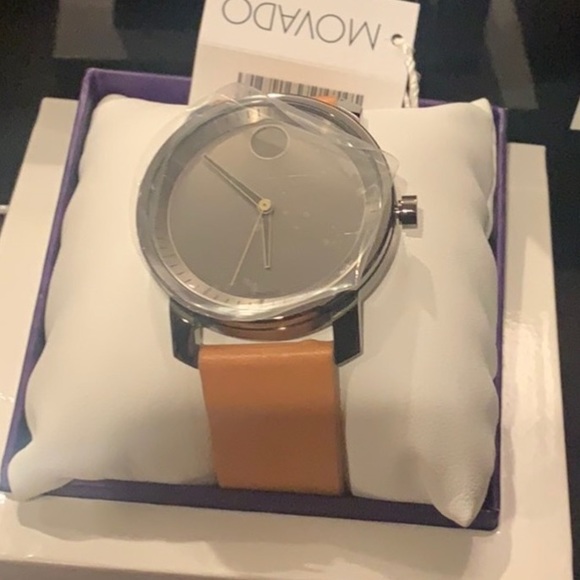 NIB Movado 3600487 Bold Grey Dial Beige Leather Strap new in box with tag - Picture 3 of 4
